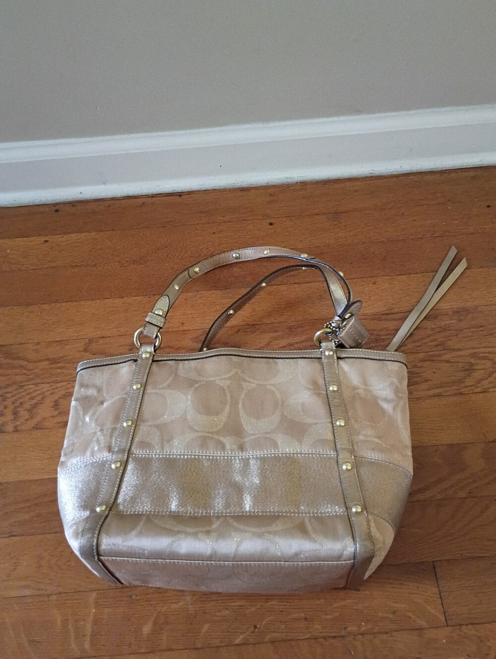 sparkly gold studded sparkly logo coach tote bag y2k - Picture 13 of 16